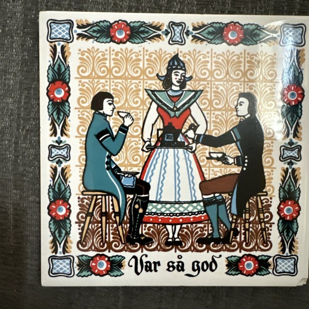 VINTAGE Berggren SWEDISH KITCHEN TRIVET Ceramic Tile "VAR SA GOD"